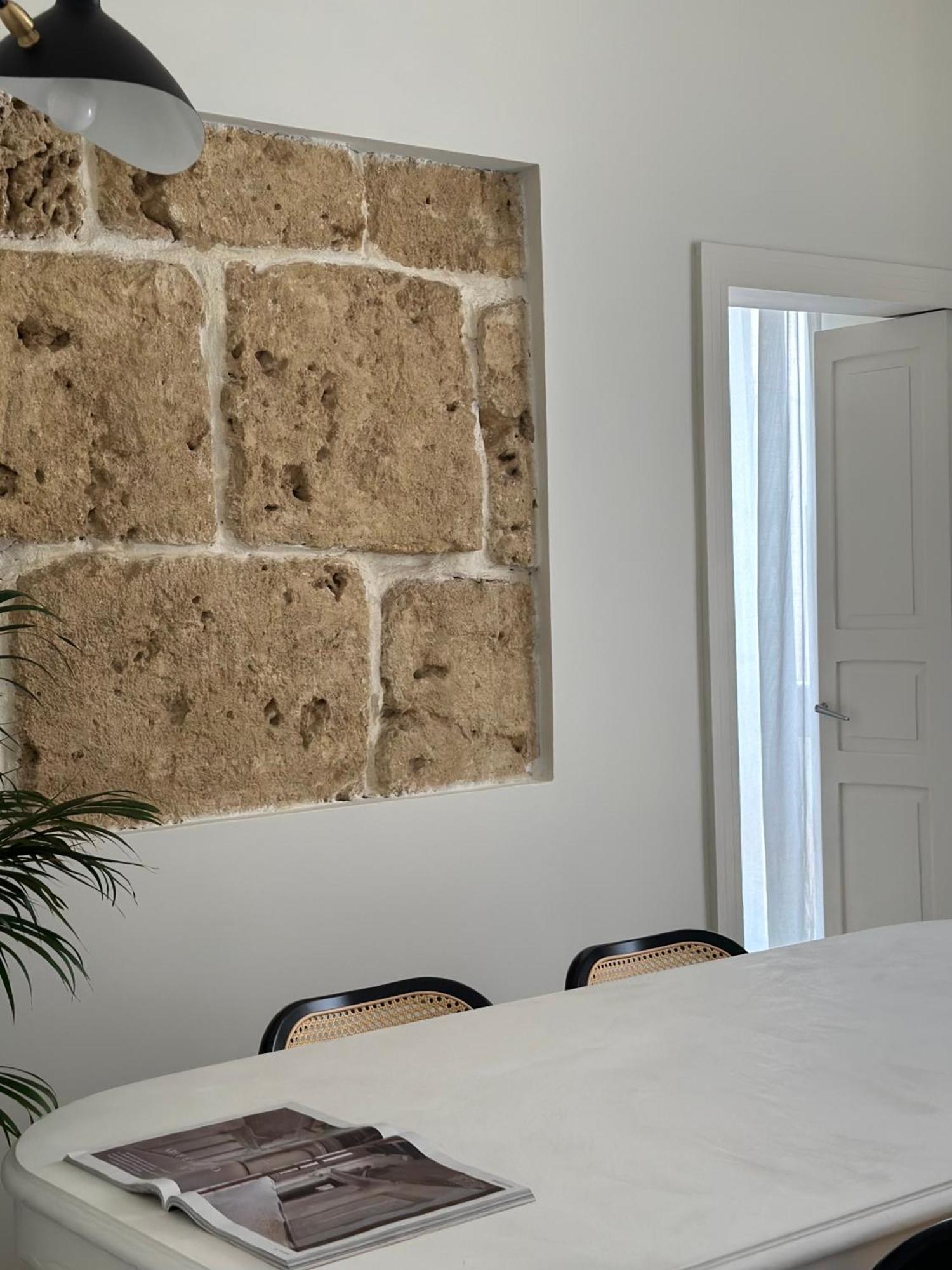 F Home Noto Exteriör bild